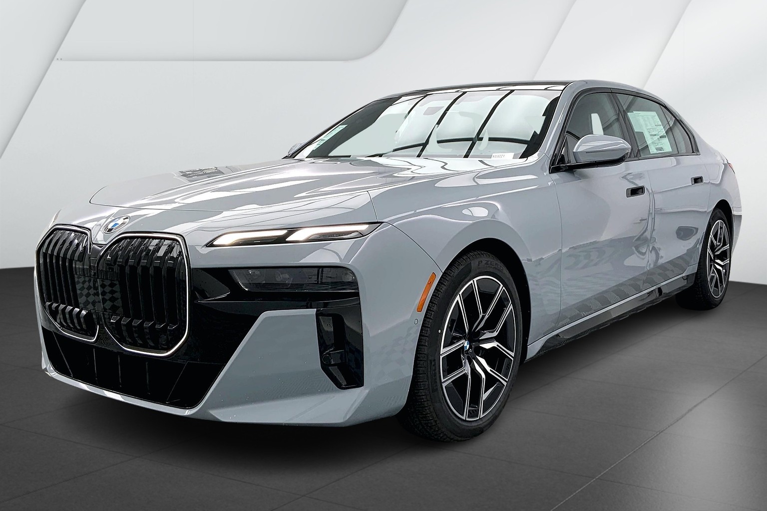ウィリアムズ　BMW 2013 BMW 750i 19